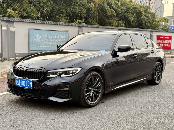 Фото 1 - BMW 3 Series