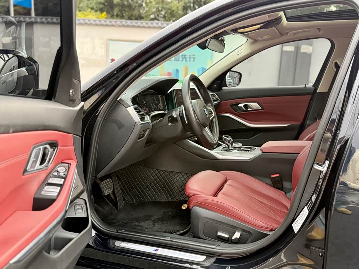 Фото 4 - BMW 3 Series