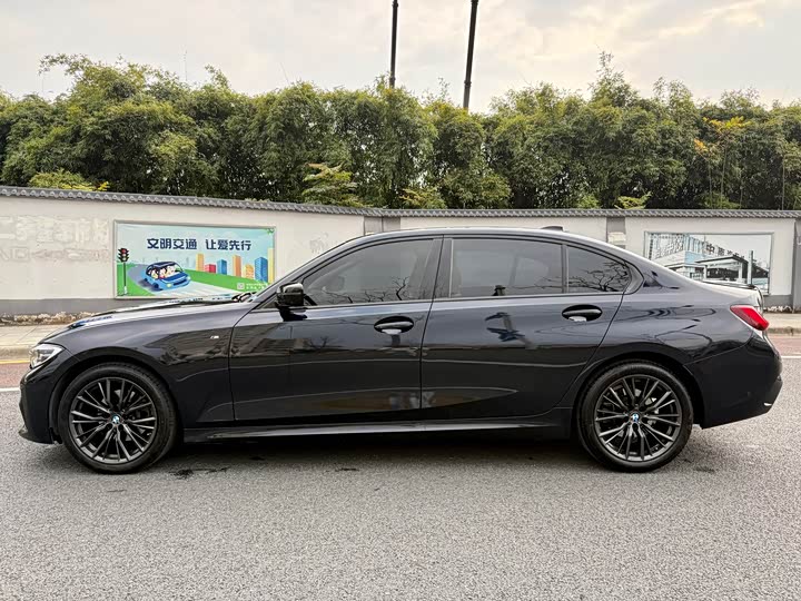 Фото 9 - BMW 3 Series