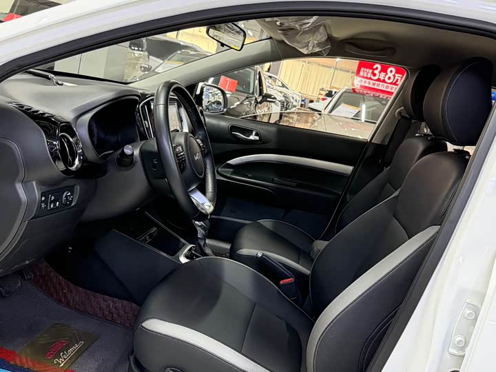 Фото 4 - Kia KX1