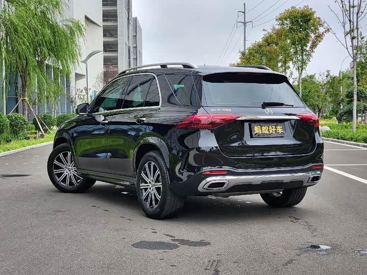 Фото 4 - Mercedes-Benz GLE-Class