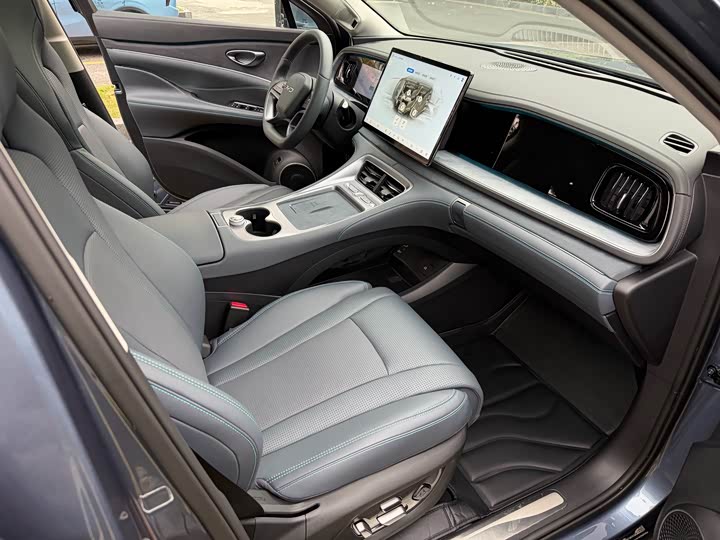 Фото 9 - BYD Sea Lion 07 DM-i Hybrid