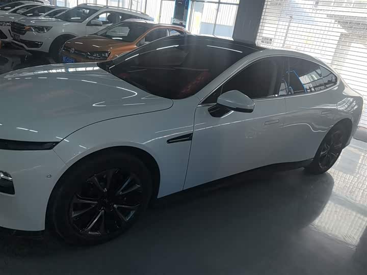 Фото 5 - XPeng P7