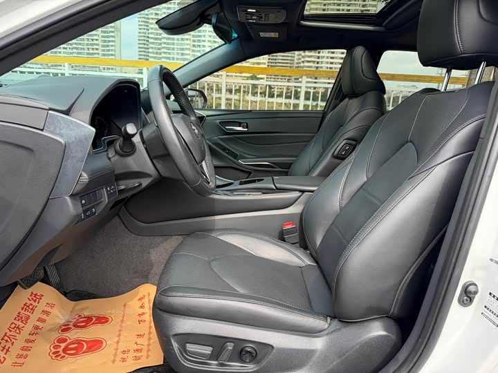 Фото 3 - Toyota Avalon