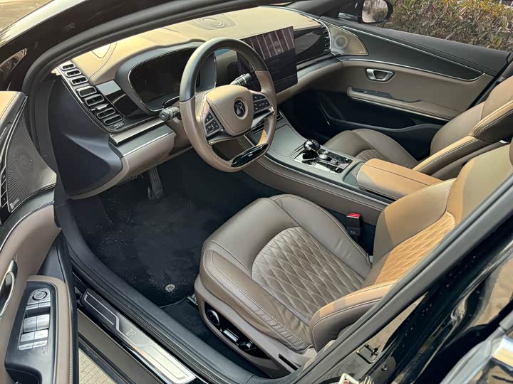 Фото 3 - BYD Han