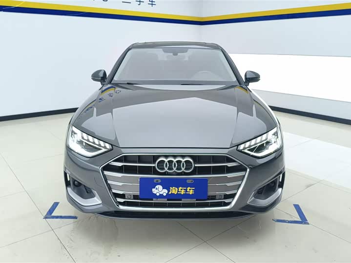 Фото 2 - Audi A4L