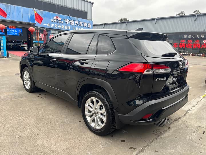 Фото 5 - Toyota Frontlander