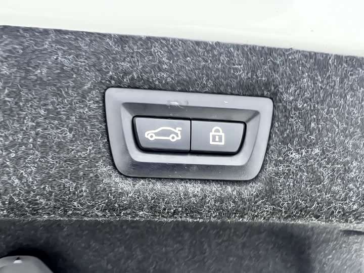 Фото 8 - BMW 5 Series Hybrid