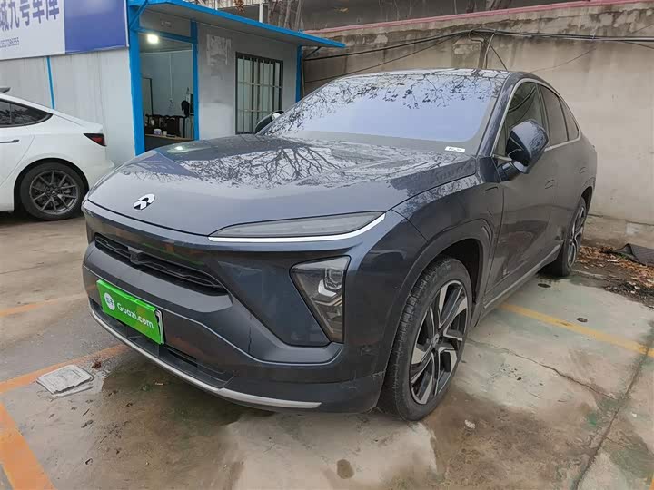 Фото 2 - Nio EC6