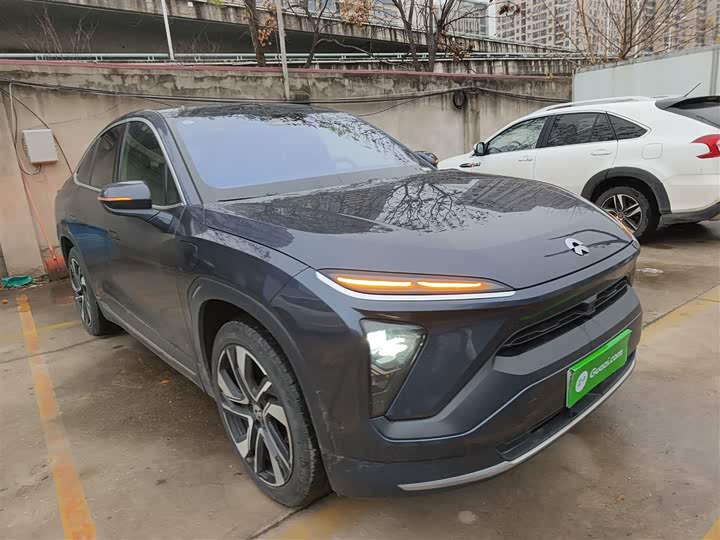 Фото 4 - Nio EC6