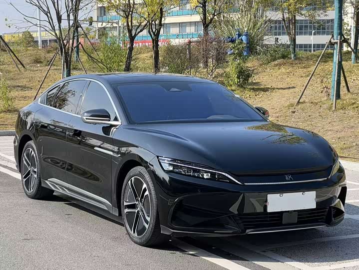 Фото 2 - BYD Han