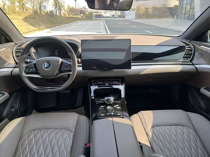 Фото 7 - BYD Han