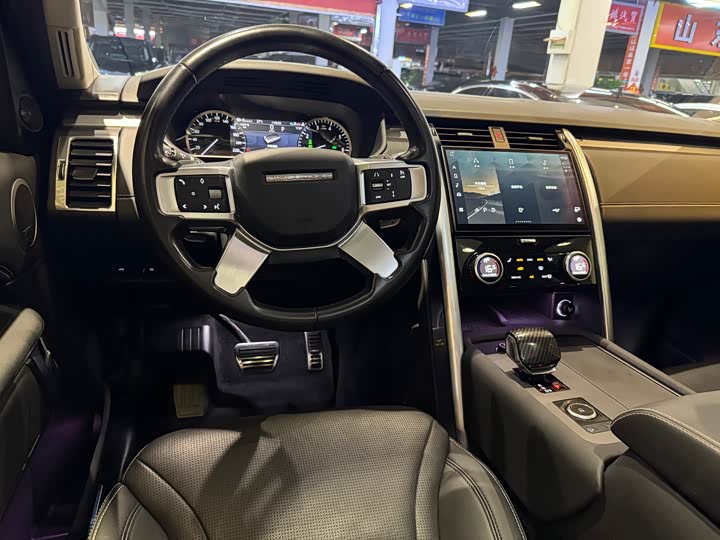 Фото 4 - Land Rover Discovery