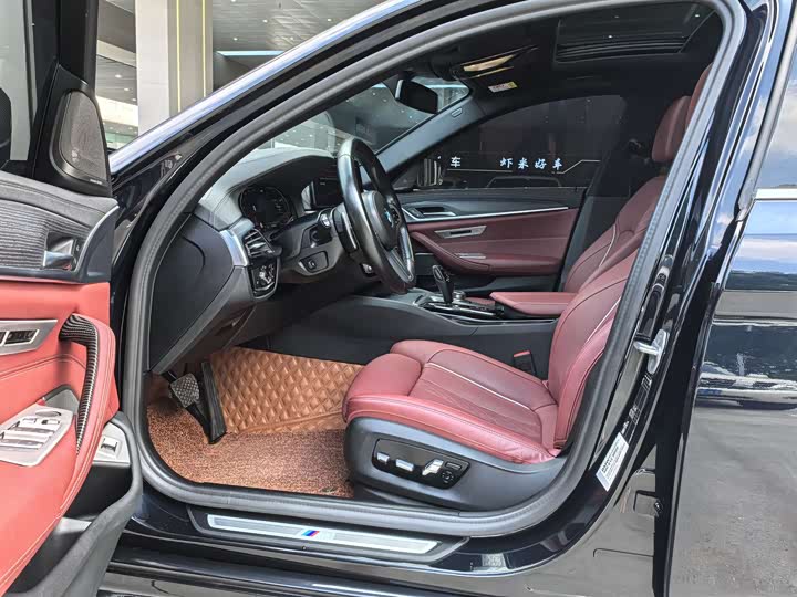 Фото 4 - BMW 5 Series