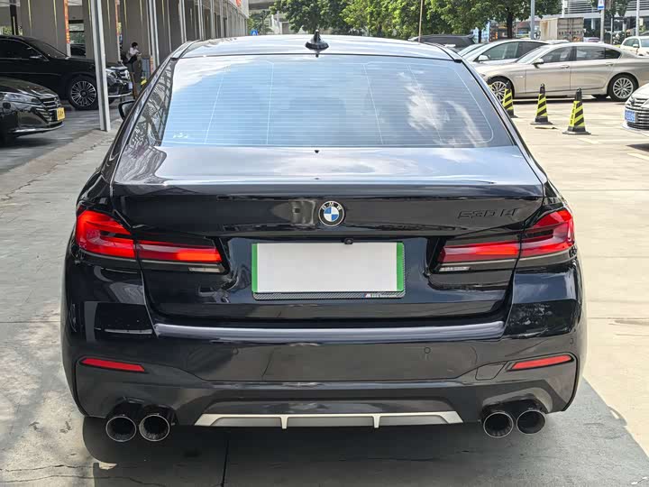 Фото 9 - BMW 5 Series