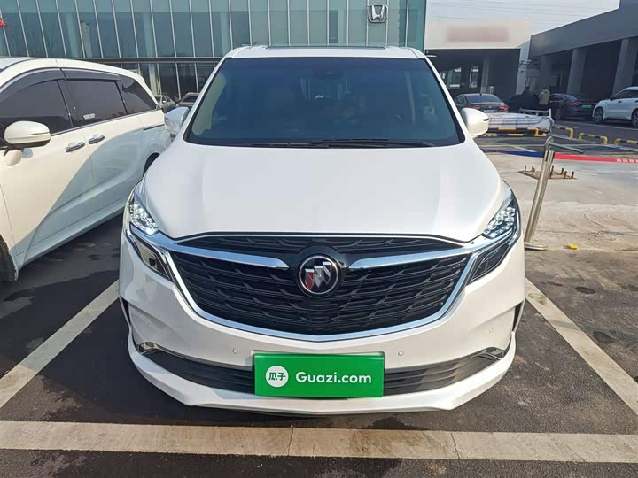 Фото 3 - Buick GL8 ES