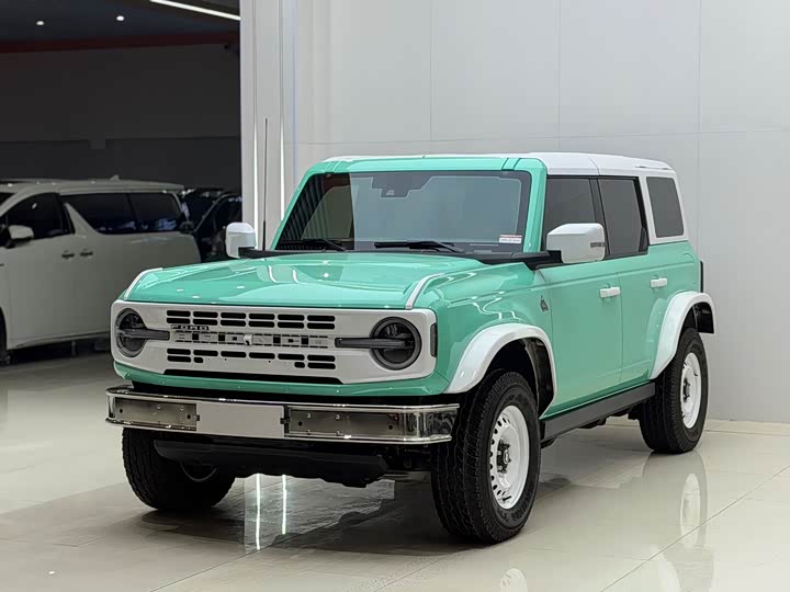 Фото 2 - Ford Bronco