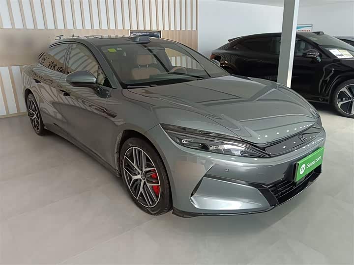 Фото 4 - BYD Han L