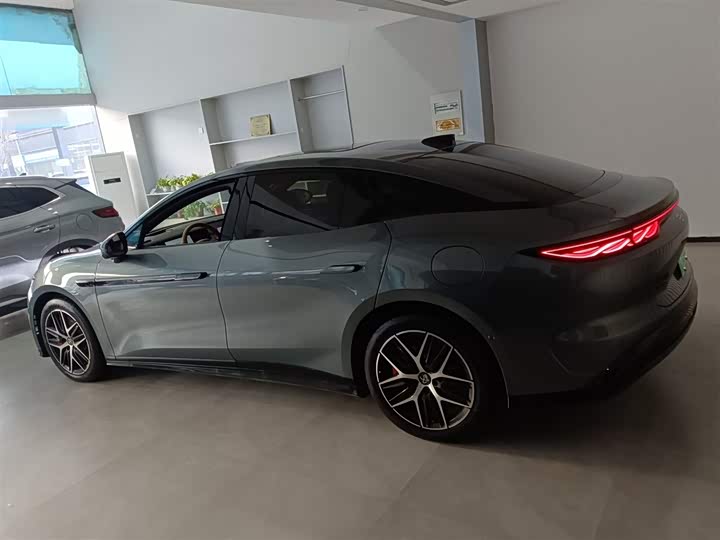 Фото 5 - BYD Han L