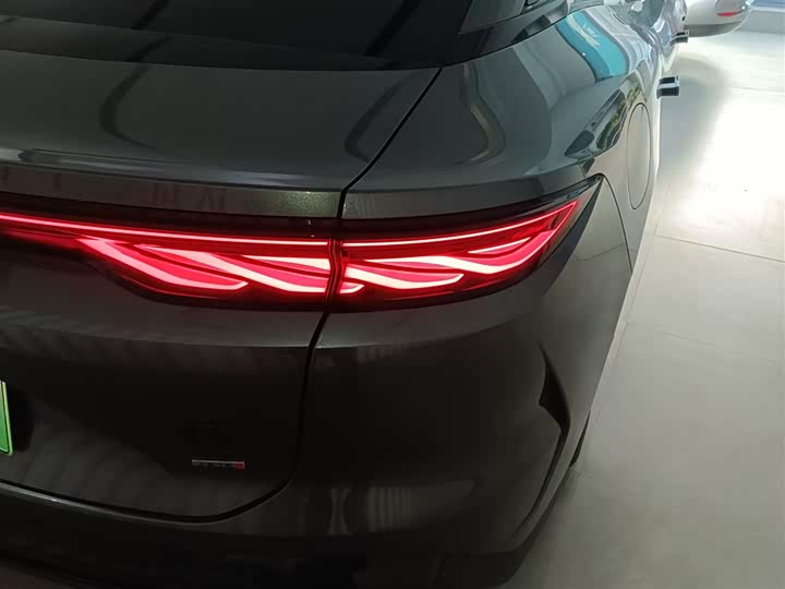 Фото 8 - BYD Han L