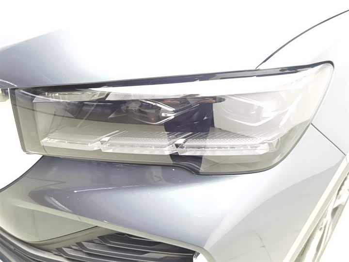 Фото 7 - Geely Monjaro