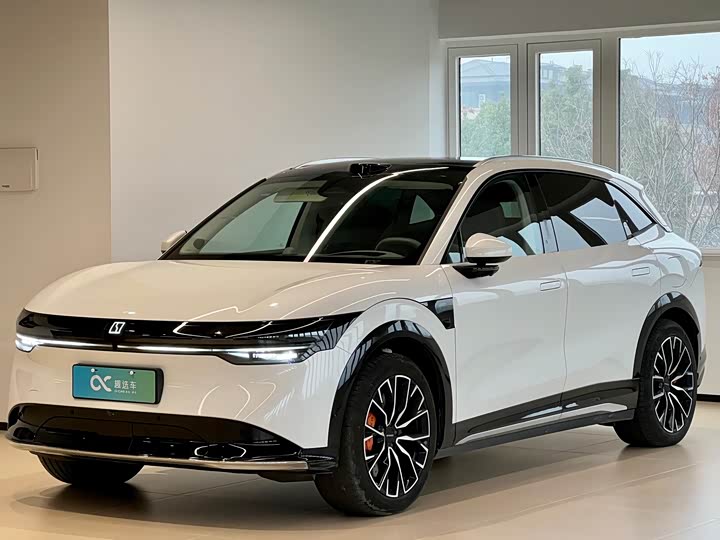 Фото 1 - Zeekr 7X