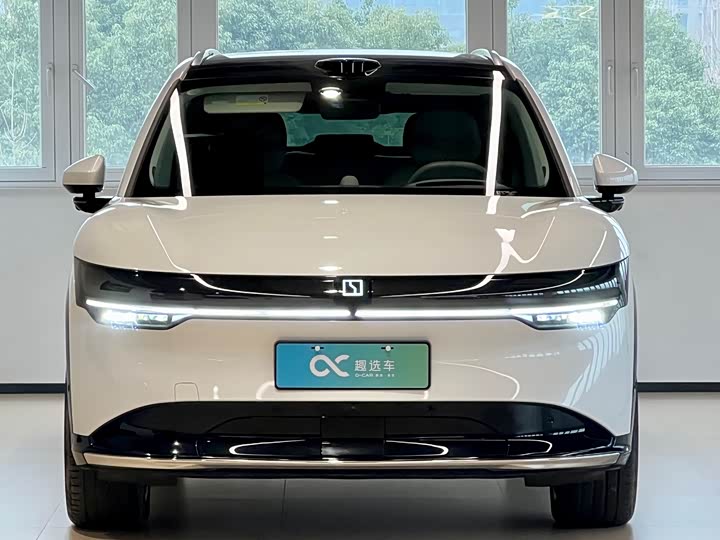 Фото 2 - Zeekr 7X