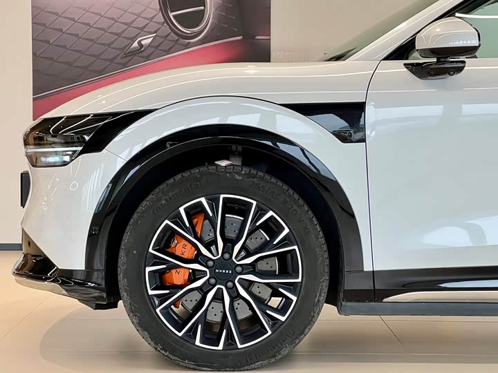 Фото 3 - Zeekr 7X