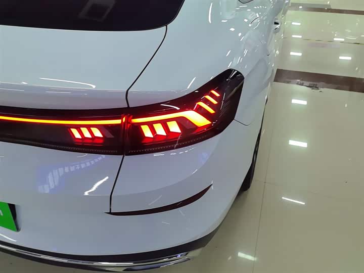 Фото 8 - Volkswagen Lamando L