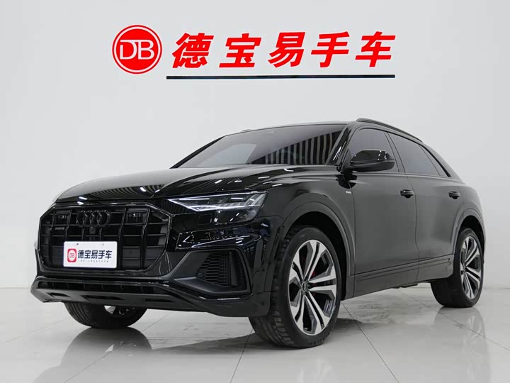 Фото 1 - Audi Q8