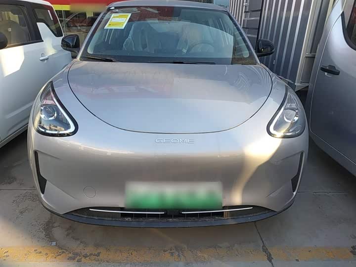 Фото 3 - Geely Galaxy Geome