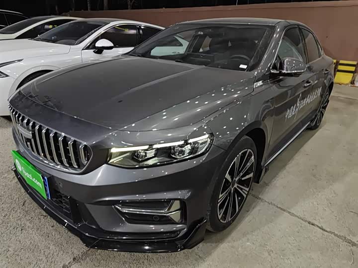 Фото 2 - Geely Preface