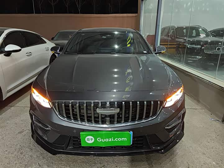 Фото 3 - Geely Preface