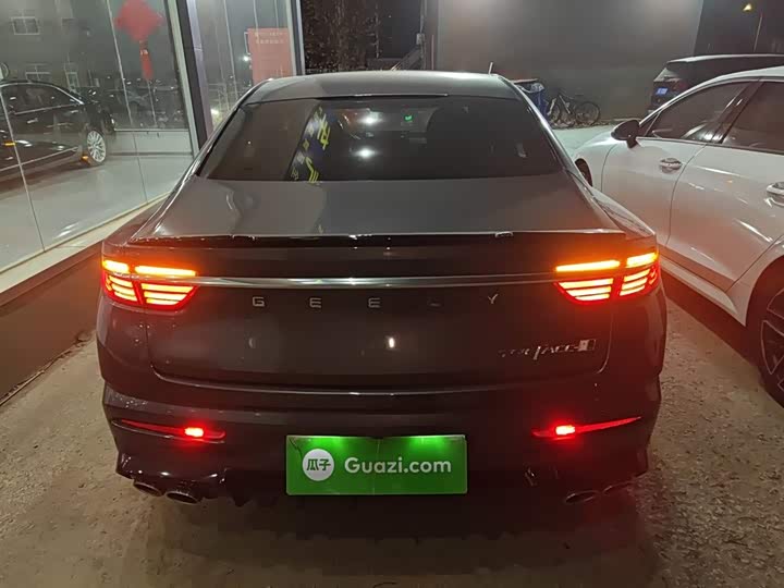 Фото 6 - Geely Preface