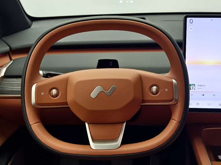 Фото 7 - Nio Onvo L60