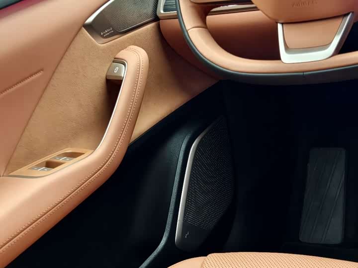 Фото 8 - Nio Onvo L60