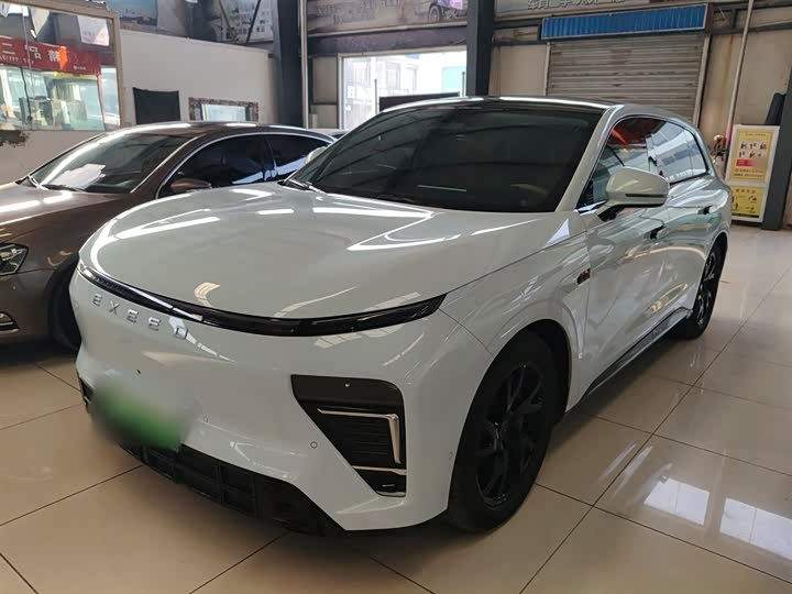 Фото 1 - Exeed Sterra ET