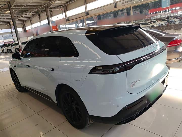 Фото 5 - Exeed Sterra ET