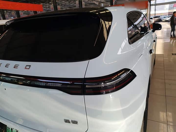 Фото 8 - Exeed Sterra ET