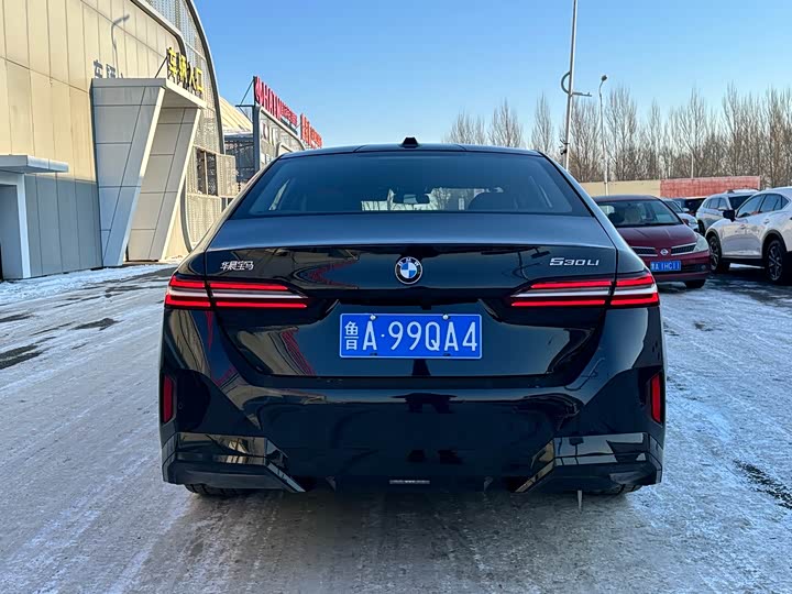 Фото 5 - BMW 5 Series