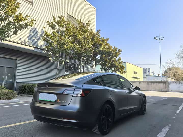 Фото 5 - Tesla Model 3