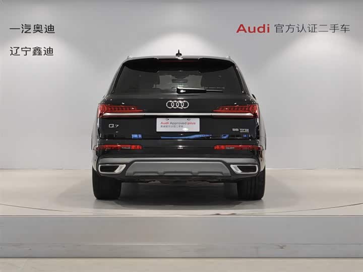 Фото 5 - Audi Q7