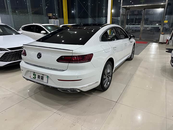Фото 8 - Volkswagen CC
