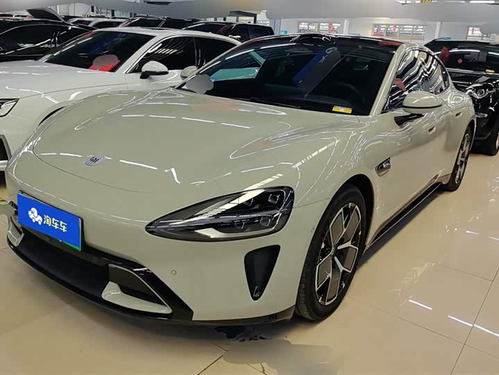 Фото 1 - Xiaomi SU7