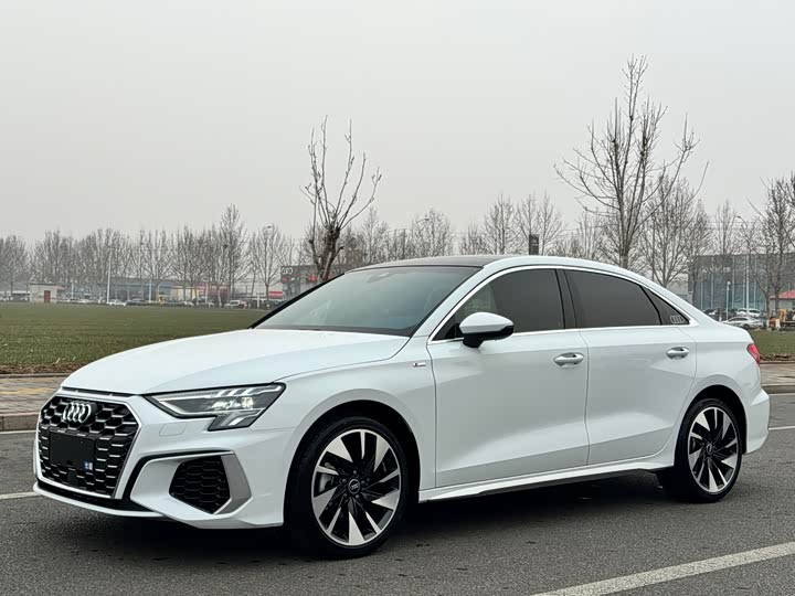 Фото 1 - Audi A3