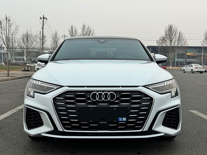 Фото 2 - Audi A3