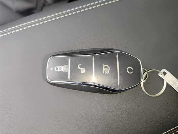 Фото 9 - BYD Sea Lion 05 EV