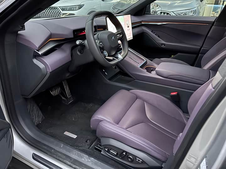 Фото 4 - XPeng P7