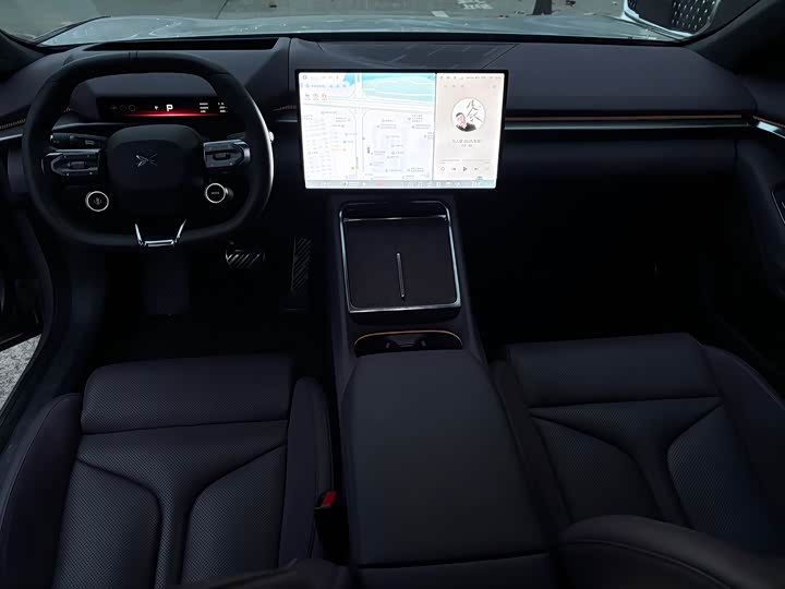 Фото 7 - XPeng P7