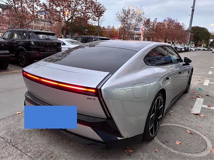 Фото 9 - XPeng P7